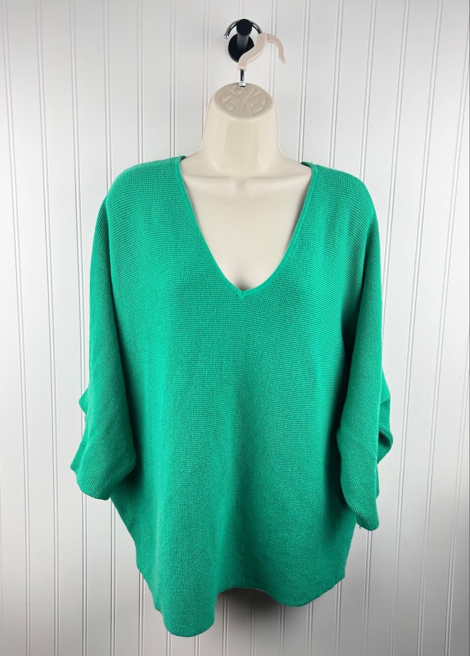 Cyrus 2X Emerald Green Dolman Sleeve V-Neck Knit Sweater Plus Size
